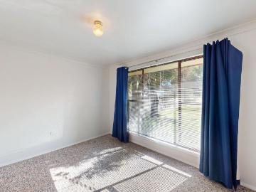 Abermain, Cessnock, Narone Creek - Garden
