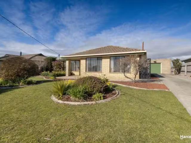 26 Taroona Avenue, SHOREWELL PARK, TAS 7320 House for Rent