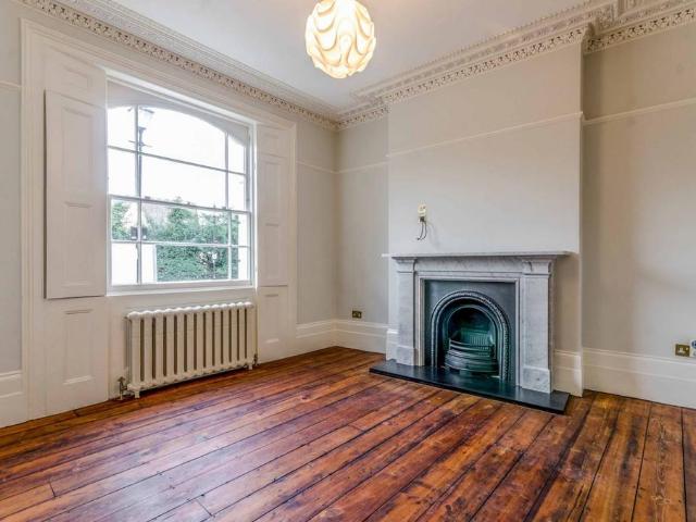 26 Thornhill Crescent, London, N1 1BJ, United Kingdom | 2 bed duplex for rent #137644378 | Rentberry