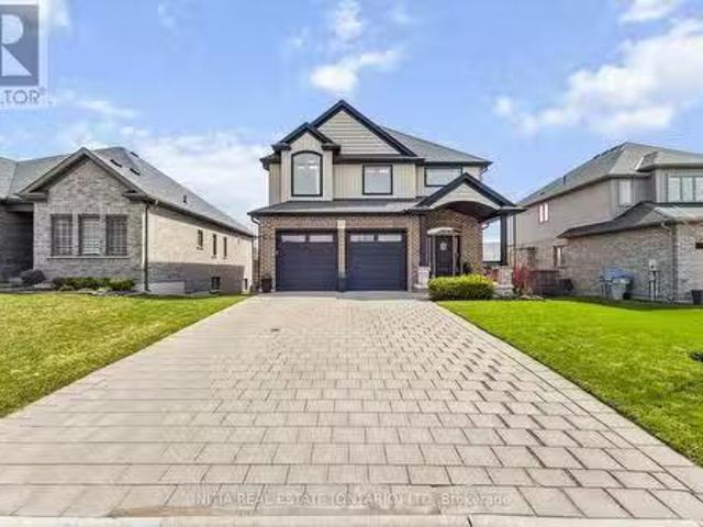 26 Timberwalk Trail, Middleinteraction Centre Ilderton, ON.