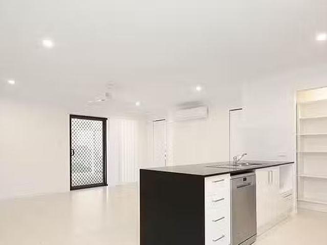 26 Vincent Street, Bellbird Park, QLD 4300