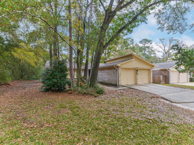 26 W Broken Oak Ct, The Woodlands, TX 77381 | MLS #77711