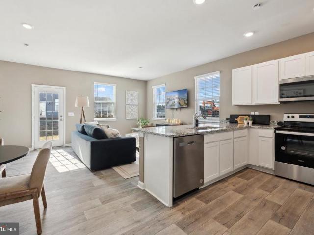 26 W Strasburg Road