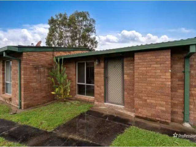 2/6 Wendo Street, Armidale Apartment for rent Listed by Prope.