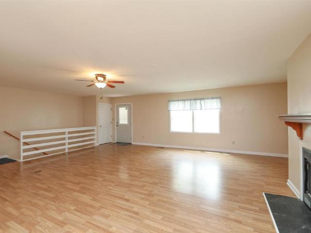 26 West Lake Forest Dr