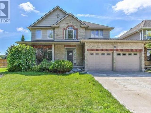 26 Westview Court, Woodstock North, ON, N4T 0B8 house for sale | Listing ID X13743 | Royal LePage