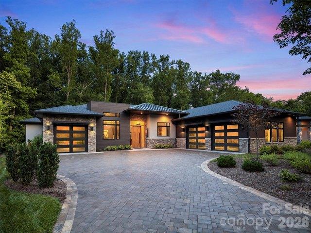 26 Whispering Bells Ct, Arden, NC 28704