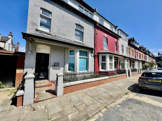 26 Windsor Terrace, Fleetwood FY7 Studio to rent £450 pcm £104 pw