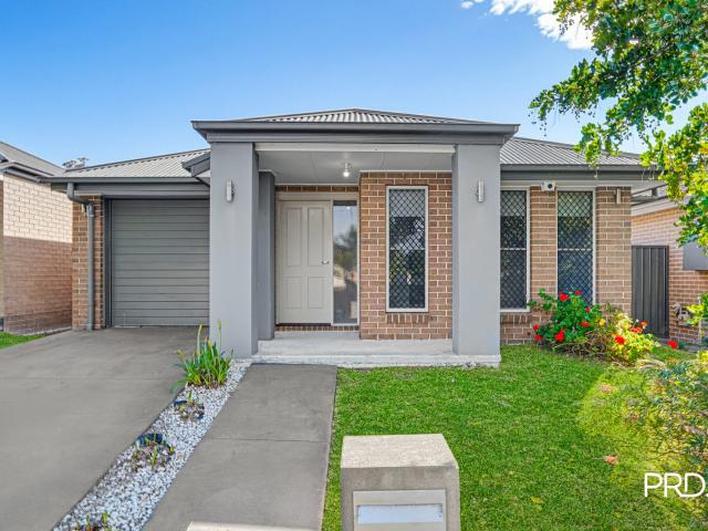 26 Wildflower Cir, Jordan Springs NSW 2747