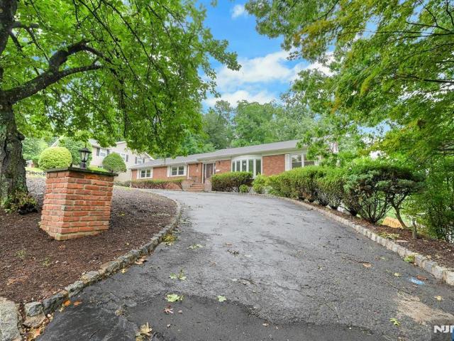 26 Alpine Drive