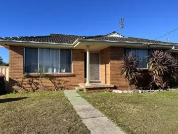 26 Alton Close, RAYMOND TERRACE House for rent Listed by Beau.