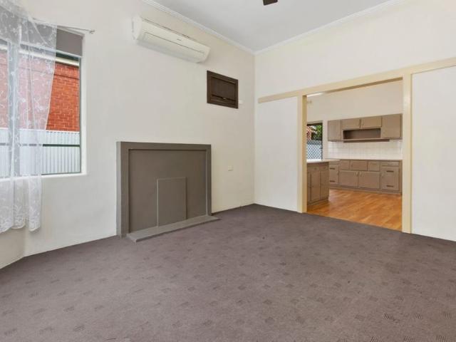 26 Ashford Road