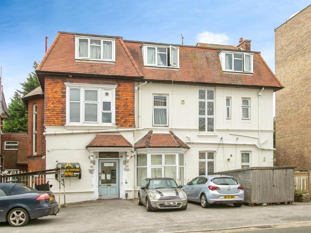26 bedroom detached house for sale
