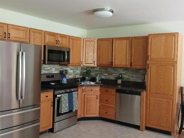 26 Beechmont Ter