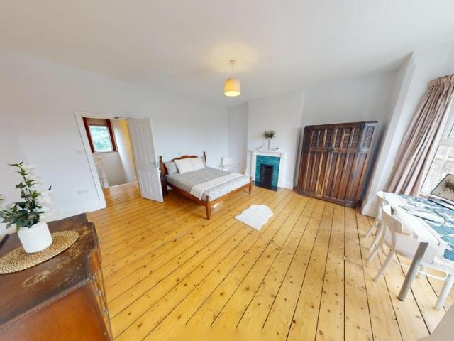 26 Berridge Road, Forest Fields. 5 bed semi detached house to rent £2,600 pcm £600 pw