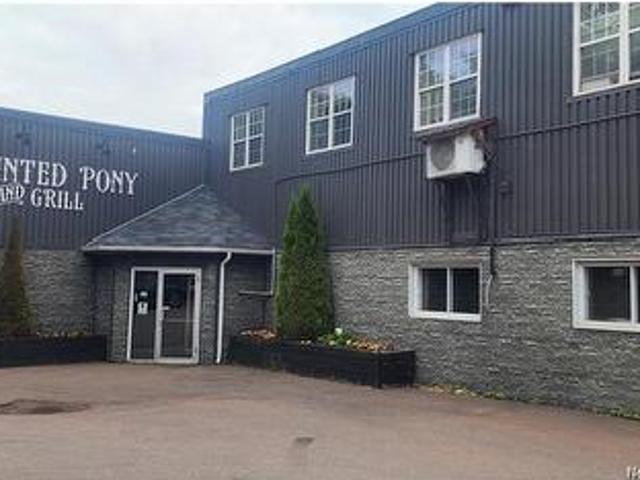 26 Bridge St, Sackville, NB, E4L 3N5 Luxury House for sale | Listing ID NB139406 | Royal LePage Carriage Trade Luxury Properties