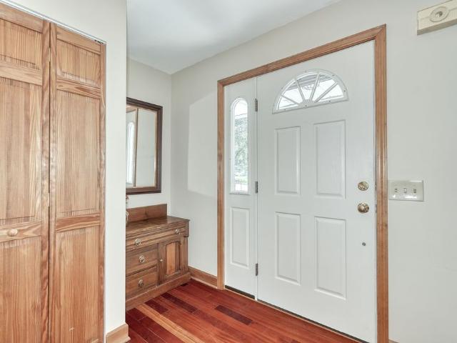 26 Bunker Hill Dr Drive