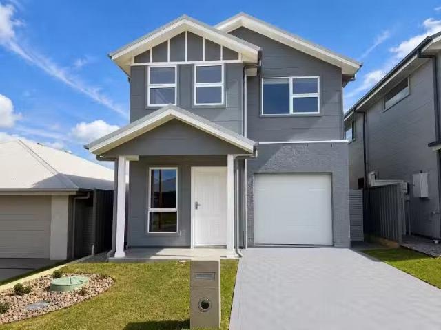 26 Cappella St, North Rothbury House for rent Listed by Apryl.