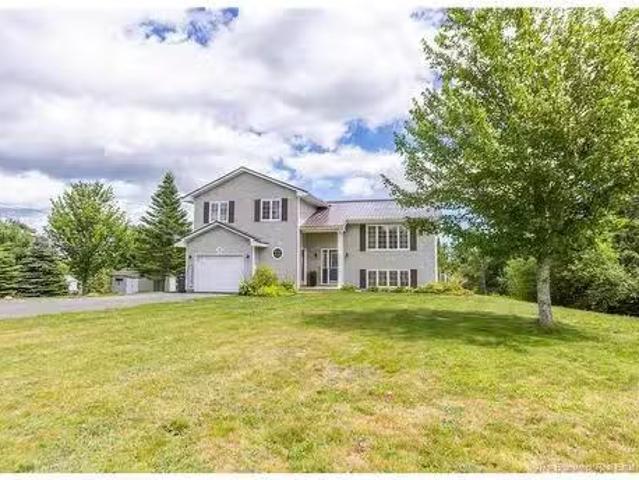 26 Carriage Crt, Sackville, NB, E4L 1B2 house for sale List.