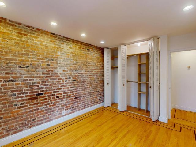 26 Charlton Street, Unit 3B