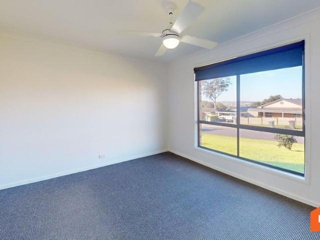 26 Clayton Crescent, Rutherford NSW 2320