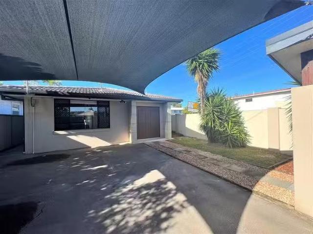 26 Dawn Parade, Miami, QLD 4220