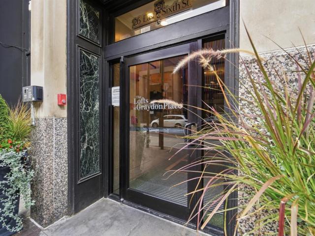 26 E 6th Street