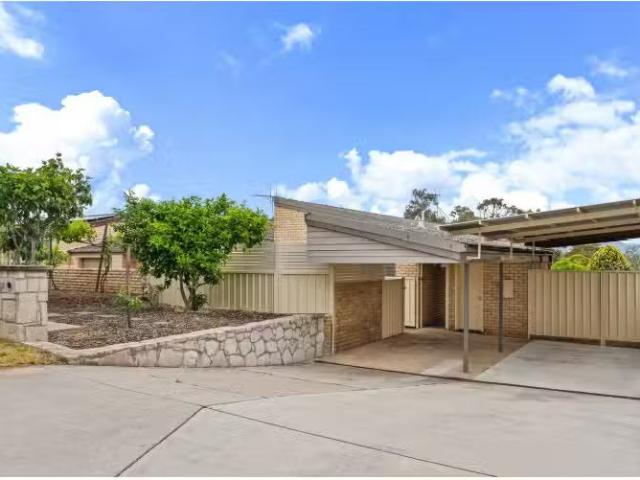 26 Epenarra Close, Hawker House for rent Listed by Tahlie Wal.