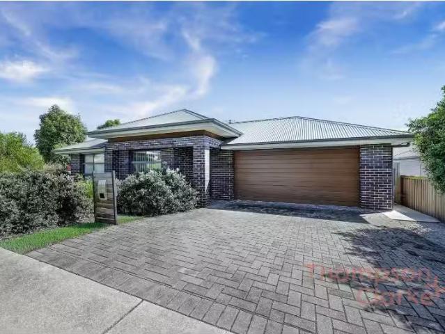 26 Finch Crescent, ABERGLASSLYN House for rent Listed by Ella.