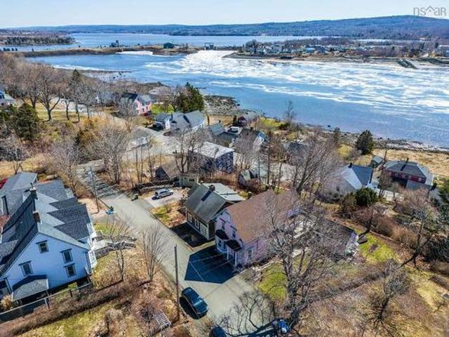 26 Garden Street, Granville Ferry, NS, B0S 1A0 house for sale | Listing ID 202606 | Royal LePage