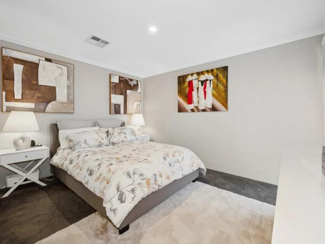 26 Gossan ChasePiara Waters WA 6112, Australia