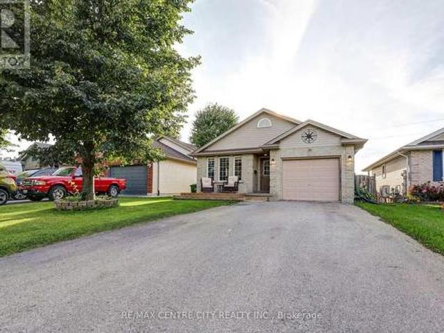 26 Glenview Court, St. Thomas, ON, N5P 4N9 house for sale | Listing ID X13775 | Royal LePage