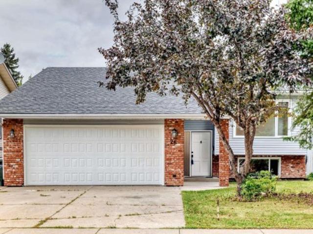 26 Greenridge Drive, Sherwood Park, AB, T8A 5G3 house for sale | Listing ID E4507 | Royal LePage