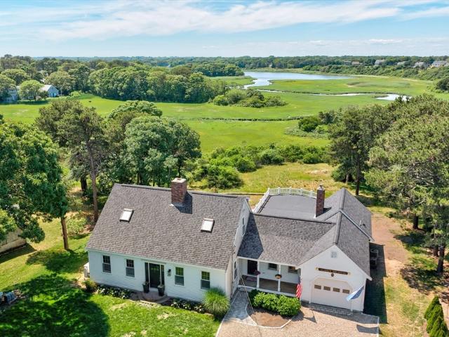 26 Hardings Beach Rd