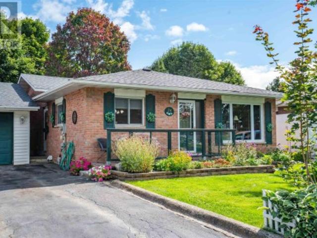 26 Heath Rd, Sault Ste. Marie, ON, P6A 6E2 house for sale | Listing ID SM262375 | Royal LePage