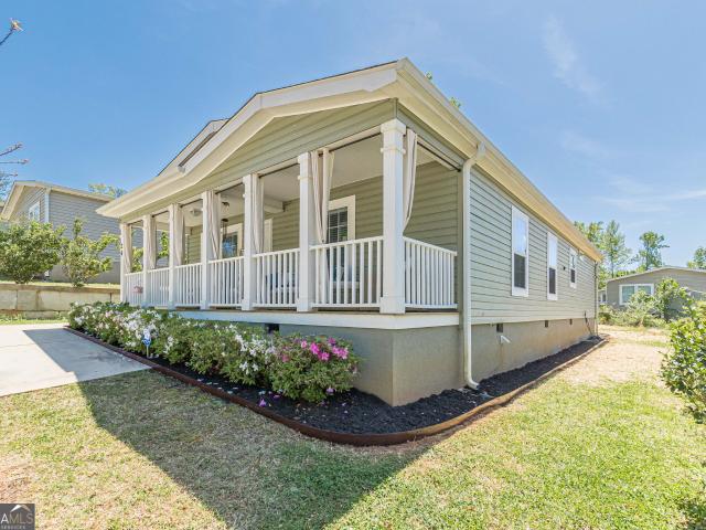 26 Hillandale Street