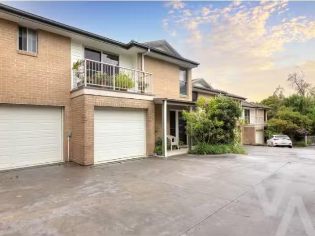 2/6 Hudson Street, Whitebridge Townhouse for rent Listed by E.