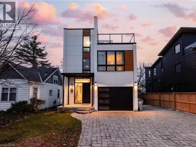 26 Huron Street, Grand Bend, ON, N0M 1T0 house for sale | Listing ID 40791 | Royal LePage