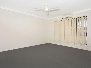 26 Jaxson Terrace, Pimpama QLD, Belconnen