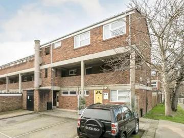 26 Larch Close, London, SW12 9SY, United Kingdom | 1 bed apartment for rent #140399827 | Rentberry