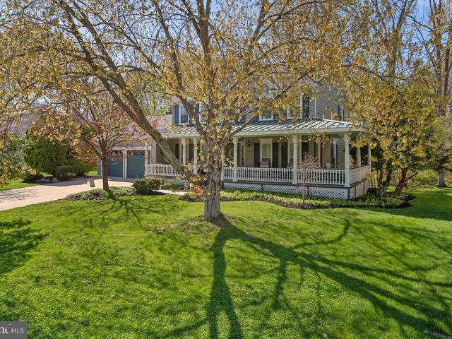 26 Lipscomb Court