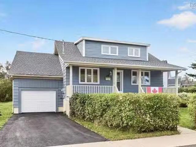 26 Mckenzie Street, Glace Bay, NS, B1A 3G3 house for sale L.