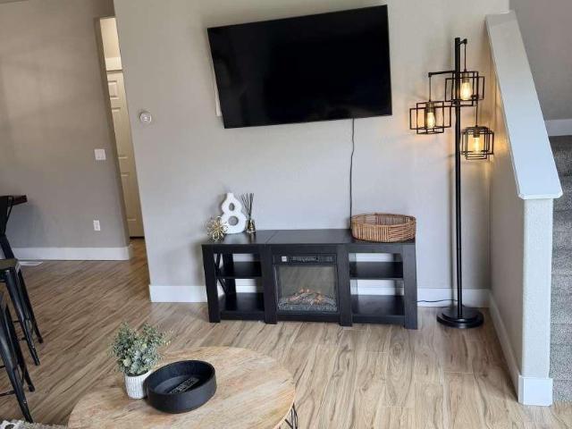 26 Mangum Cir #8