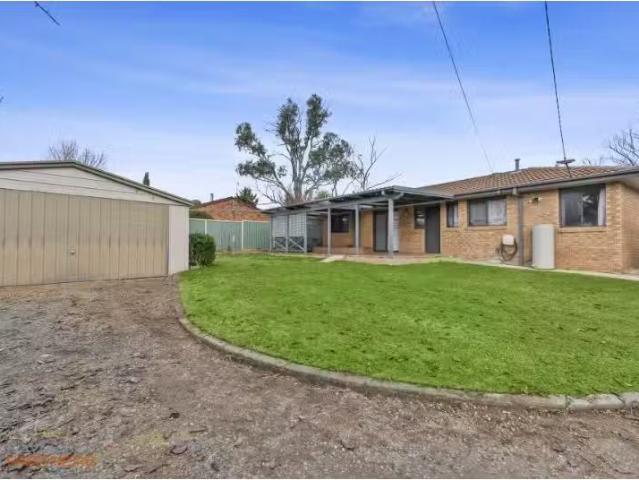 26 Maharatta Circuit, Isabella Plains House for rent Listed b.
