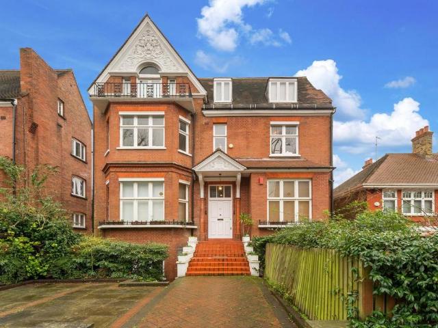26 Maresfield Gardens, London, NW3 5SX, United Kingdom | 3 bed apartment for rent #136166894 | Rentberry