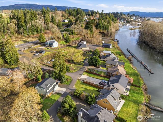 26 Marina Dr, Cathlamet, WA 98612 | MLS #2428