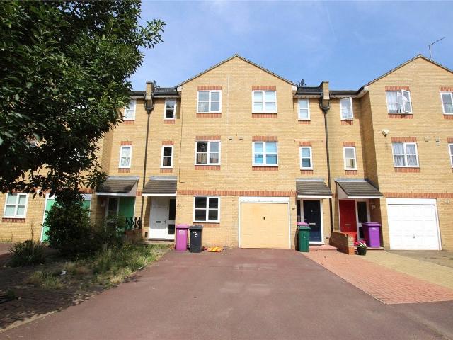 26 Masthouse Terrace, London E14, Room to rent, £675 pcm | PrimeLocation
