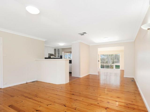 26 Mawson Drive, Mawson ACT, Belconnen