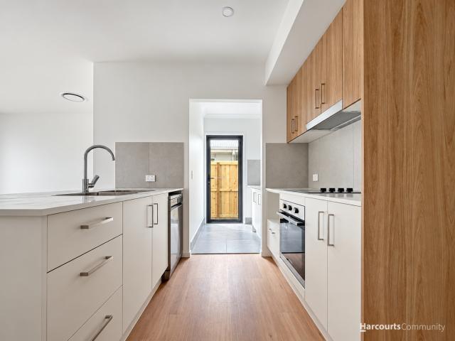 2/6 Midyim Terrace, PALMVIEW, QLD 4553