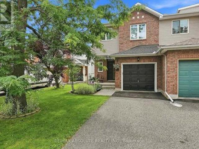 26 Milner Downs Crescent, Ottawa, ON, K2M 2S3 house for sale | Listing ID X13656 | Royal LePage